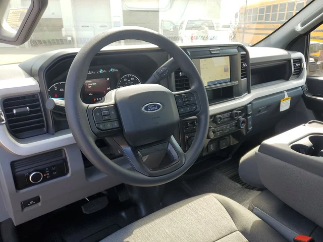 Nuevos FORD F-550SD à Estados chez autogozo