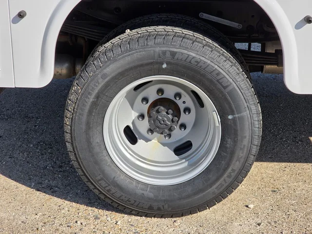 Nuevos FORD F-350SD à Estados chez autogozo