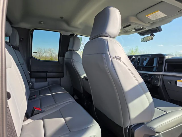 Nuevos FORD F-350SD à Estados chez autogozo