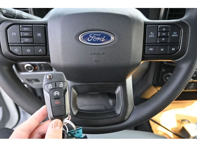 Nuevos FORD F-350SD à Estados chez autogozo