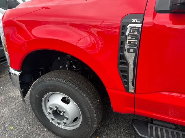 Nuevos FORD F-350SD à Estados chez autogozo
