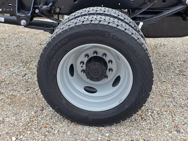 Nuevos FORD F-450SD à Estados chez autogozo