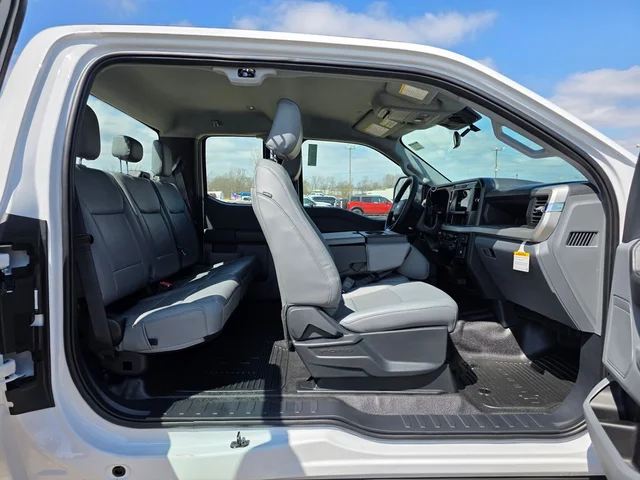 Nuevos FORD F-450SD à Estados chez autogozo