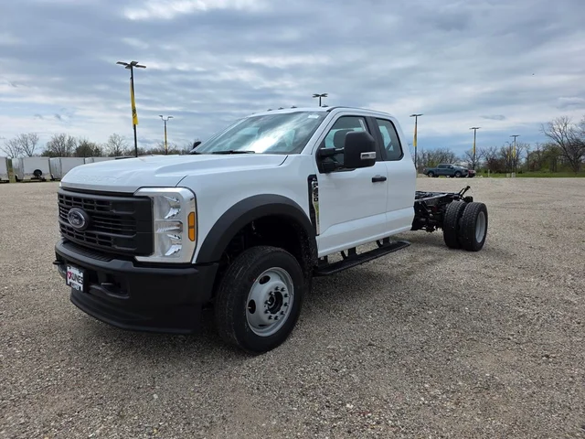 Nuevos FORD F-450SD à Estados chez autogozo