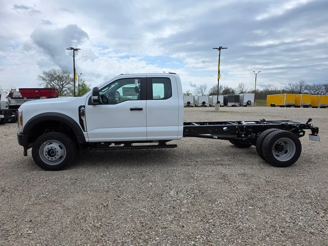 Nuevos FORD F-450SD à Estados chez autogozo
