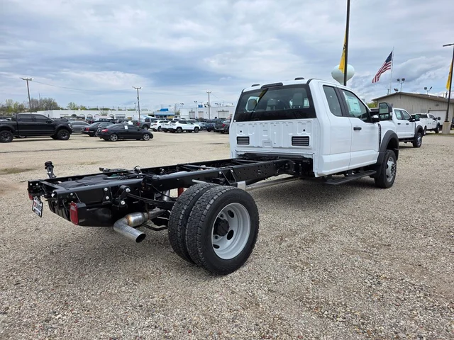 Nuevos FORD F-450SD à Estados chez autogozo