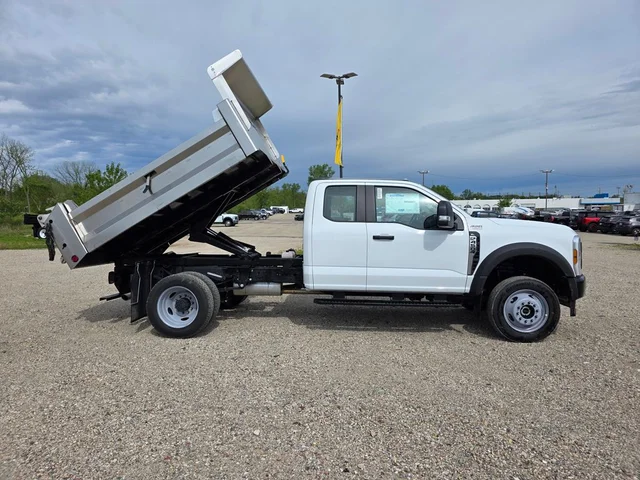 Nuevos FORD F-450SD à Estados chez autogozo