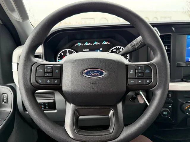 Nuevos FORD F-450SD à Estados chez autogozo
