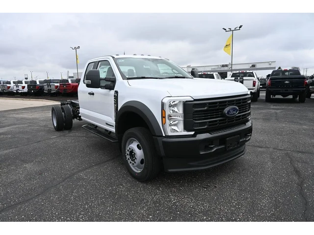 Nuevos FORD F-450SD à Estados chez autogozo