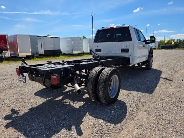 Nuevos FORD F-450SD à Estados chez autogozo