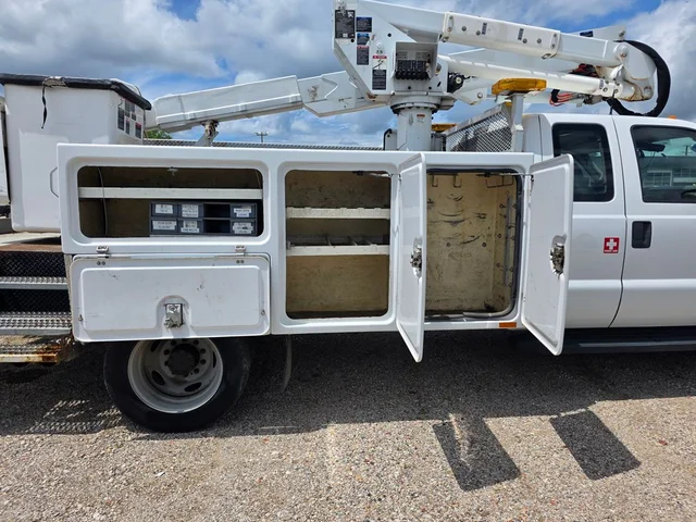 SEMINUEVOS FORD F-550SD a Estados en autogozo