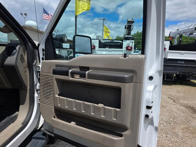 SEMINUEVOS FORD F-550SD a Estados en autogozo