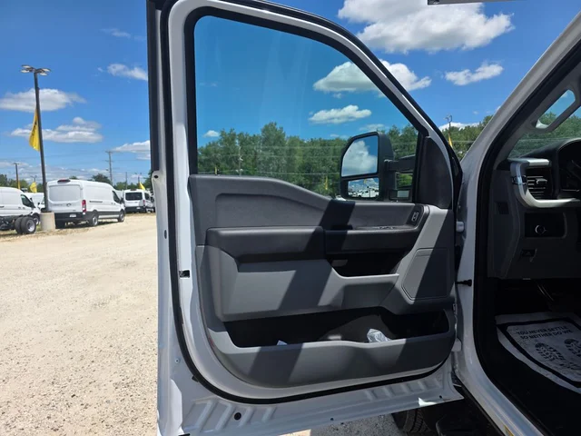 Nuevos FORD F-550SD à Estados chez autogozo