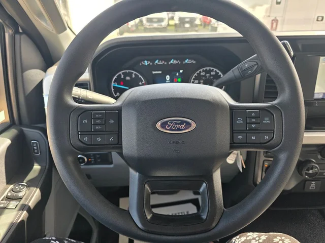 Nuevos FORD F-600SD à Estados chez autogozo