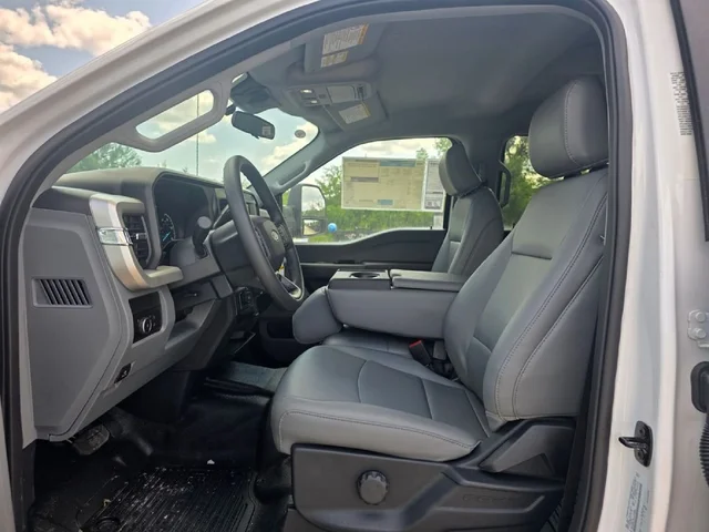 Nuevos FORD F-550SD à Estados chez autogozo