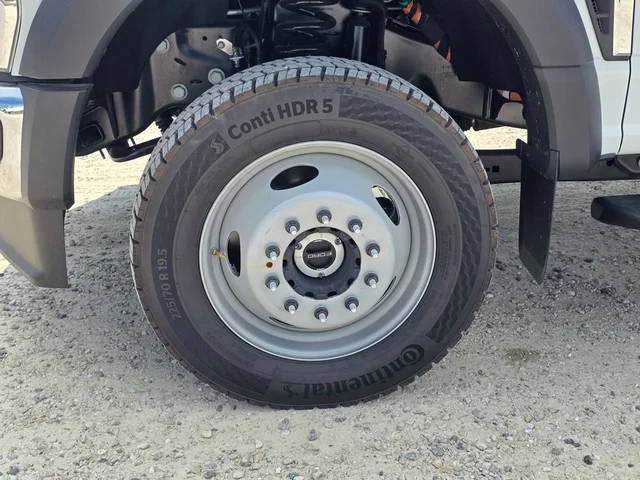 Nuevos FORD F-550SD à Estados chez autogozo