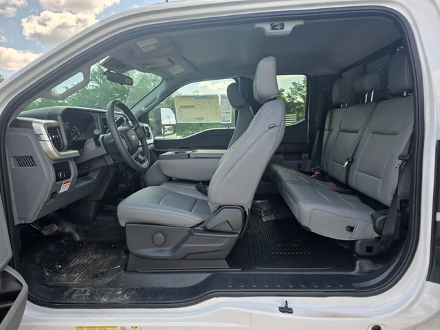 Nuevos FORD F-550SD à Estados chez autogozo