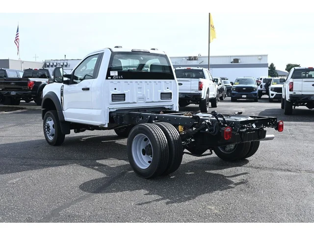 Nuevos FORD F-450SD à Estados chez autogozo