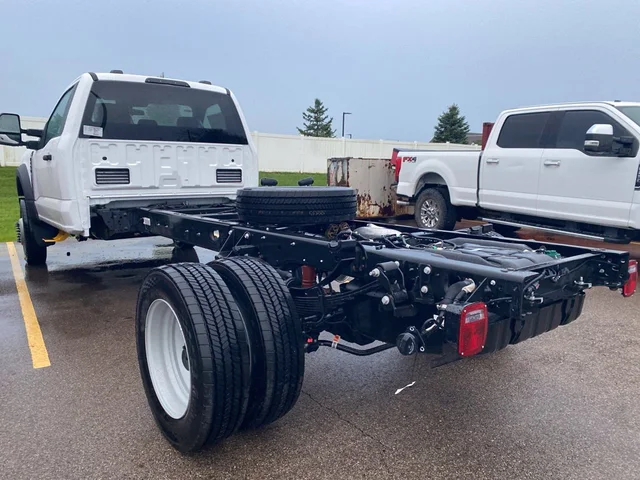 Nuevos FORD F-450SD à Estados chez autogozo
