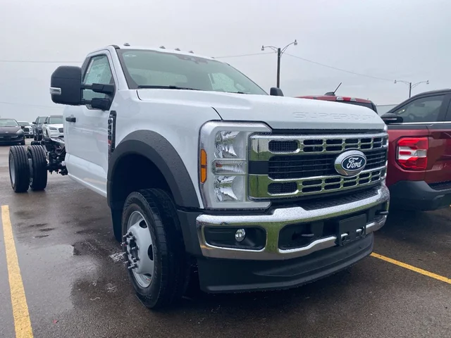 Nuevos FORD F-450SD à Estados chez autogozo