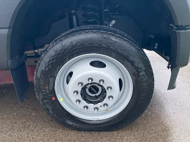 Nuevos FORD F-450SD à Estados chez autogozo