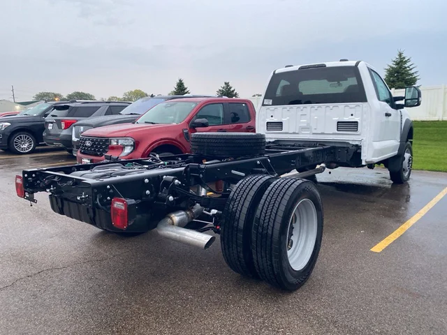 Nuevos FORD F-450SD à Estados chez autogozo