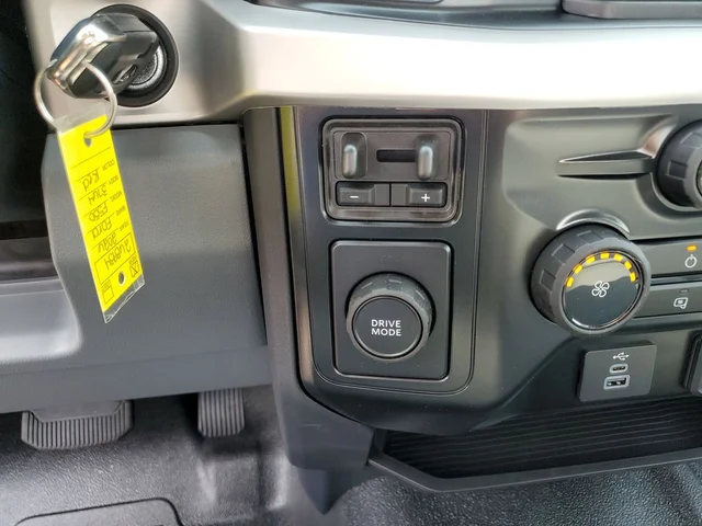 Nuevos FORD F-550SD à Estados chez autogozo