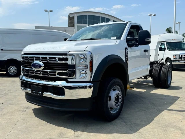 Nuevos FORD F-550SD à Estados chez autogozo