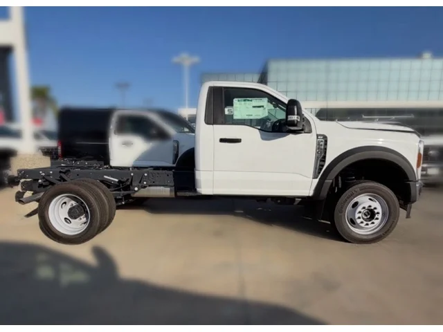 Nuevos FORD F-550SD à Estados chez autogozo