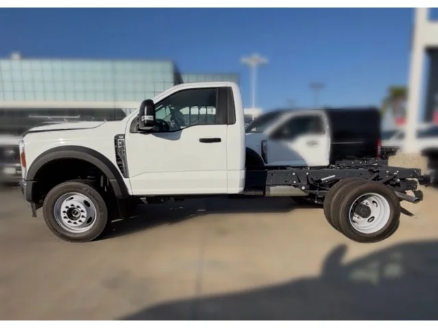 Nuevos FORD F-550SD à Estados chez autogozo