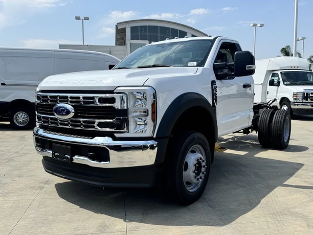 Nuevos FORD F-550SD à Estados chez autogozo