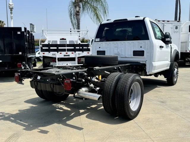Nuevos FORD F-550SD à Estados chez autogozo