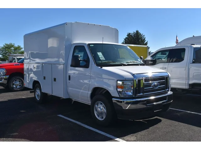 Nuevos FORD E-350SD à Estados chez autogozo