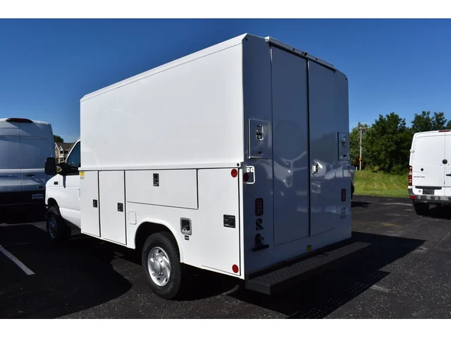 Nuevos FORD E-350SD à Estados chez autogozo