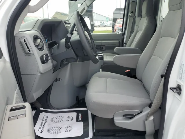 Nuevos FORD E-350SD à Estados chez autogozo