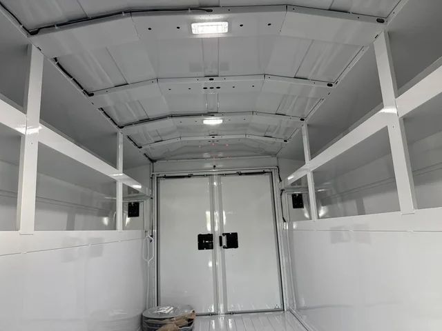 Nuevos FORD E-350SD à Estados chez autogozo