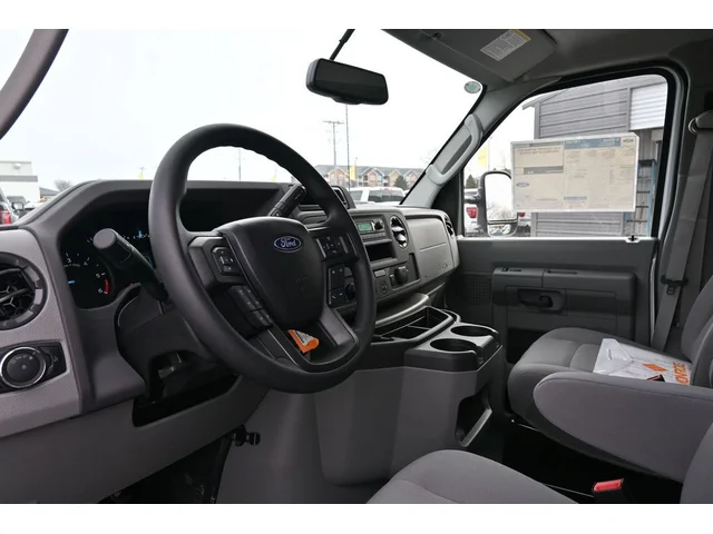 Nuevos FORD E-350SD à Estados chez autogozo