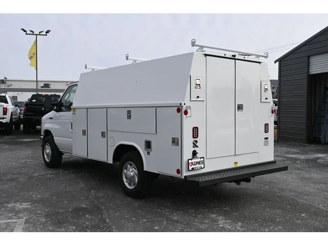 Nuevos FORD E-350SD à Estados chez autogozo