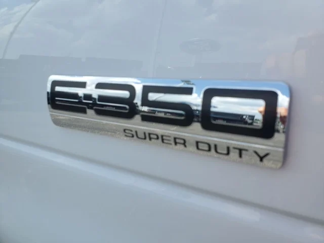 Nuevos FORD E-350SD à Estados chez autogozo