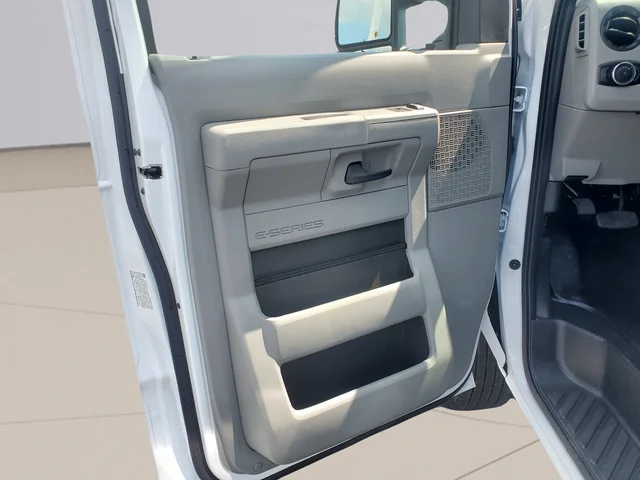 Nuevos FORD E-350SD à Estados chez autogozo