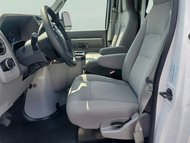 Nuevos FORD E-350SD à Estados chez autogozo