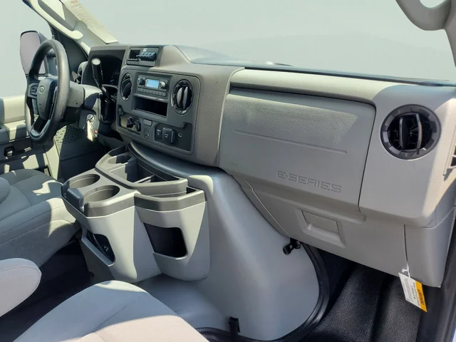 Nuevos FORD E-350SD à Estados chez autogozo