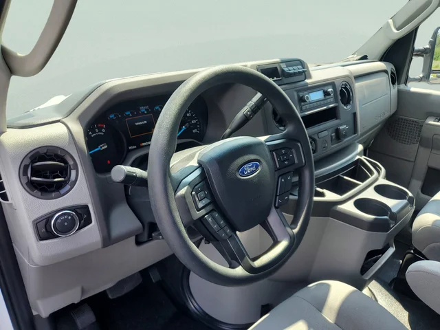 Nuevos FORD E-350SD à Estados chez autogozo