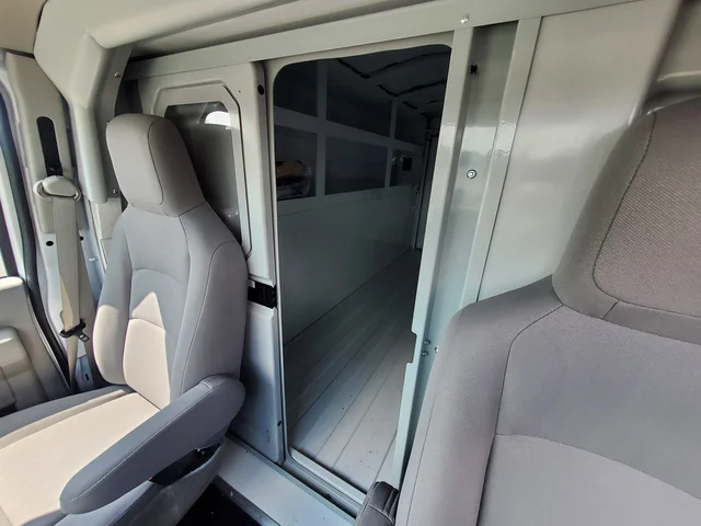 Nuevos FORD E-350SD à Estados chez autogozo
