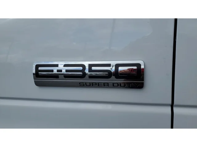 Nuevos FORD E-350SD à Estados chez autogozo