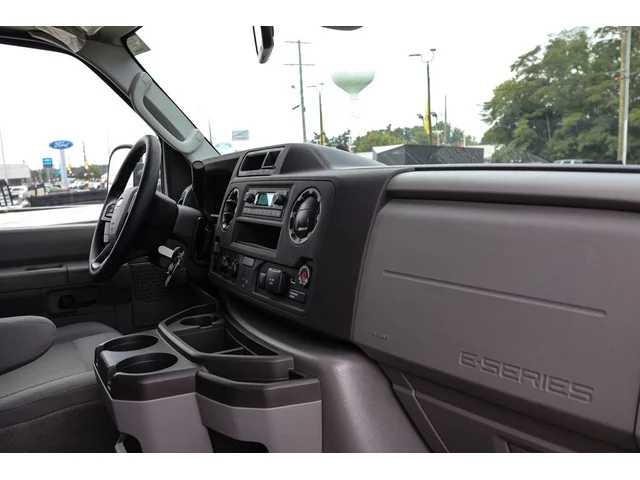 Nuevos FORD E-350SD à Estados chez autogozo