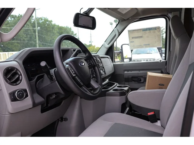 Nuevos FORD E-350SD à Estados chez autogozo