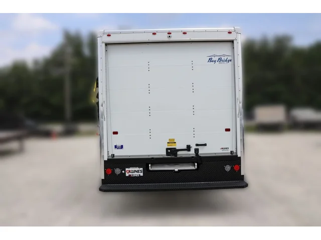 Nuevos FORD E-350SD à Estados chez autogozo