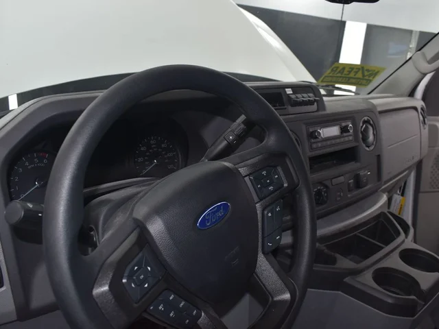 Nuevos FORD E-350SD à Estados chez autogozo