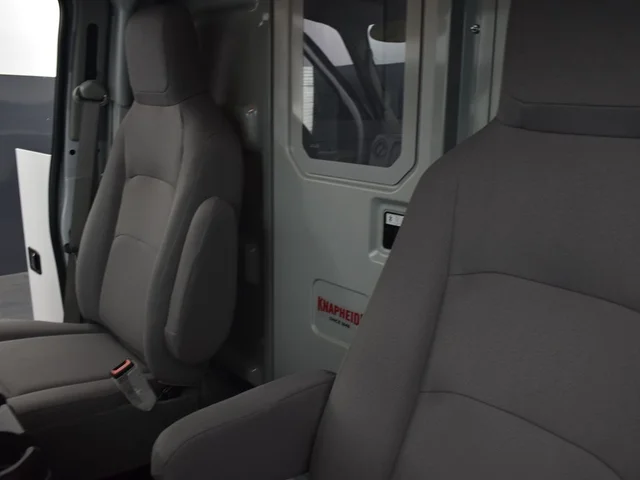 Nuevos FORD E-350SD à Estados chez autogozo